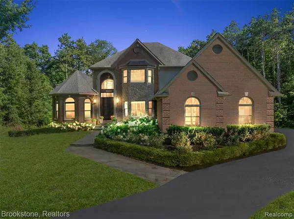 34 Fern Drive, Leonard, MI 48367
