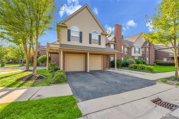 Novi, MI,28553 Carlton Way Drive