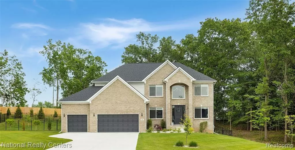 Goodrich Vlg, MI,10392 Valley Creek Drive