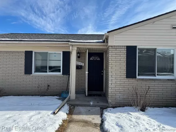 Southfield, MI 48034,26745 Franklin Pointe Drive