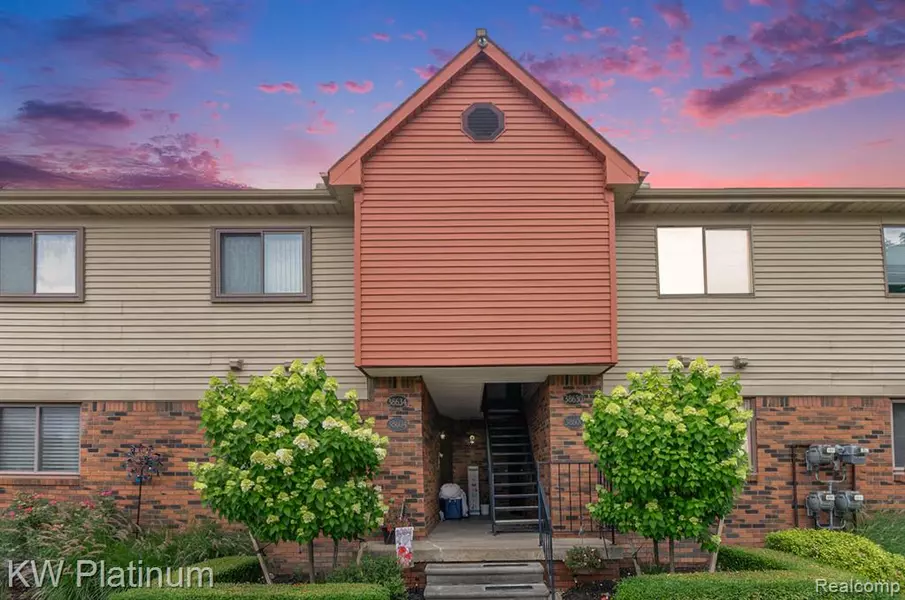 38600 Lanse Creuse Street, Harrison Township, MI
