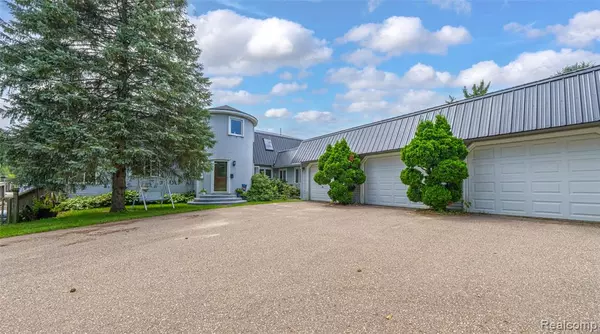 Holly, MI 48442,2499 Jossman Road