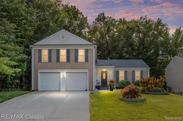 Novi, MI,24895 Christina Lane