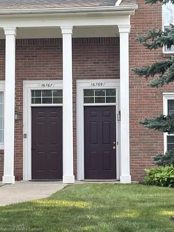 16769 CARRIAGE Way, Northville, MI