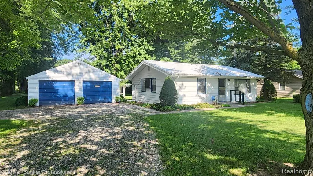 5847 W Lapeer Road, North Branch, MI 48461