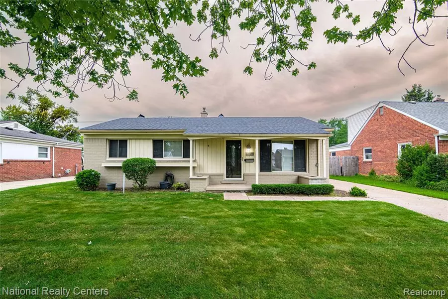 47337 Winthrop Street, Shelby Twp, MI 48317
