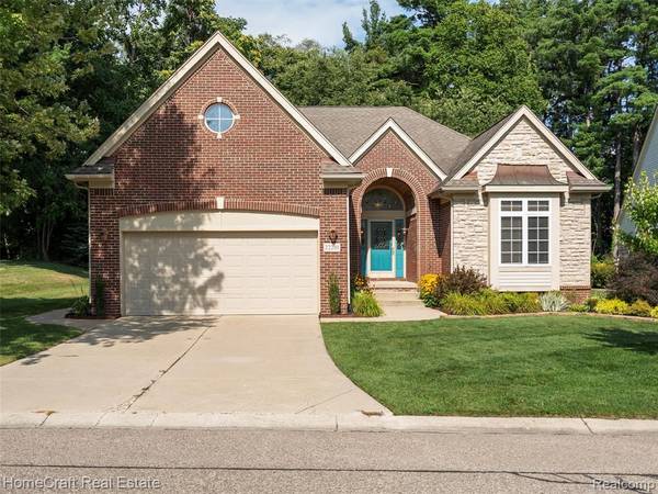 22210 ABINGTON Drive, Farmington Hills, MI 48335