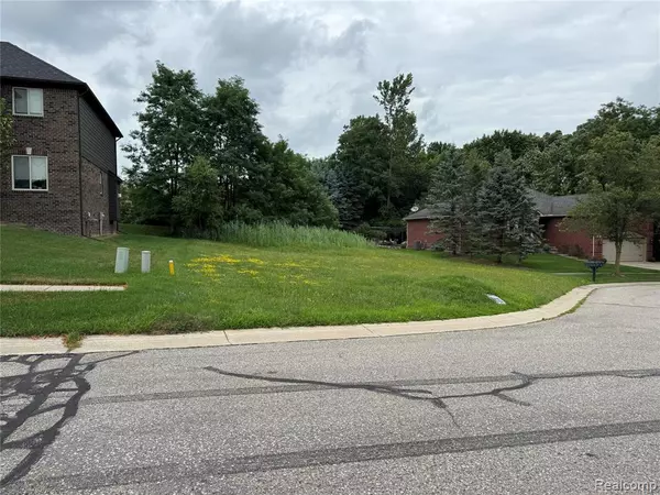 Auburn Hills, MI 48326,3633 Thornwood Drive