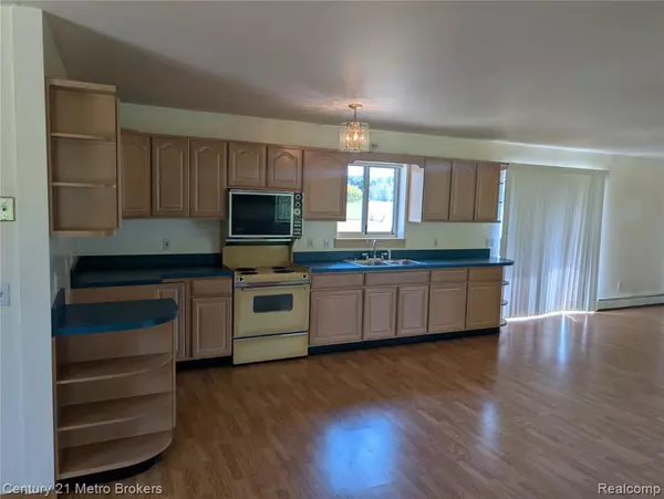 Otisville, MI 48463,10190 Oak Road