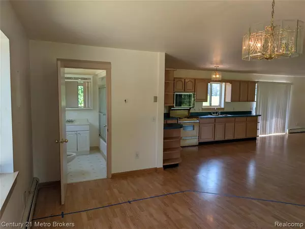 Otisville, MI 48463,10190 Oak Road