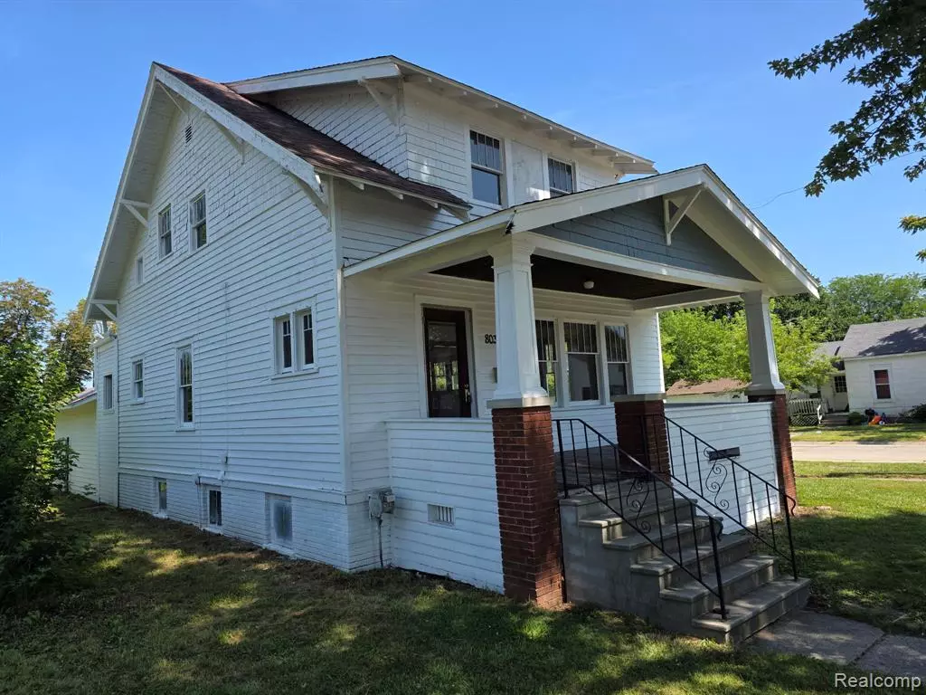Saginaw, MI 48602,803 S Oakley Street