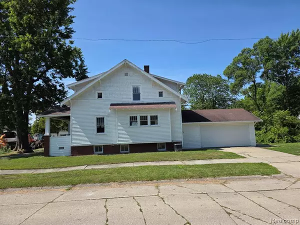 Saginaw, MI 48602,803 S Oakley Street