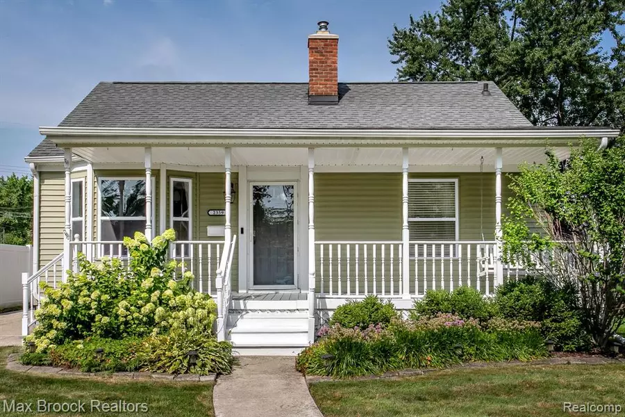 2359 Cummings Avenue, Berkley, MI 48072