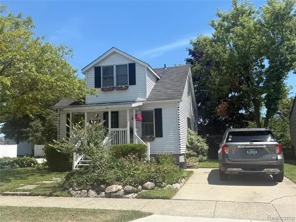 26612 Barrington Street, Madison Heights, MI 48071