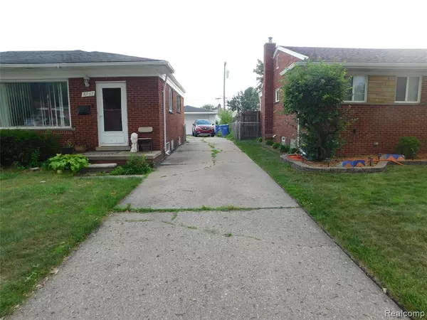 Warren, MI 48093,8263 Linda Street