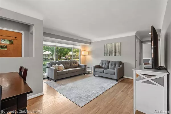 Royal Oak, MI 48073,1508 Englewood Avenue