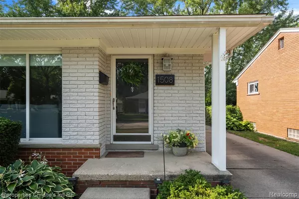 Royal Oak, MI 48073,1508 Englewood Avenue