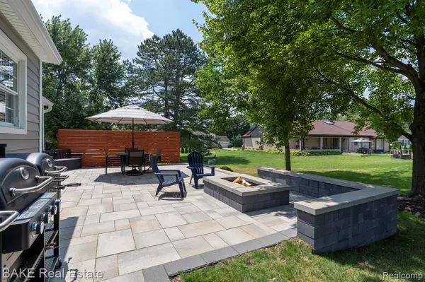 Northville, MI 48168,43085 Whisper Court