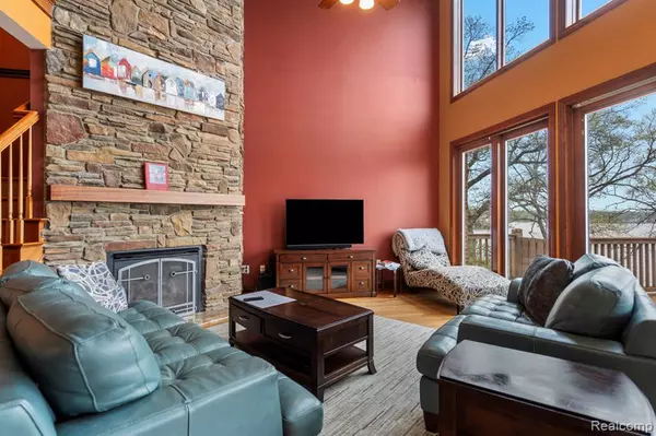 Davisburg, MI,11589 Ember