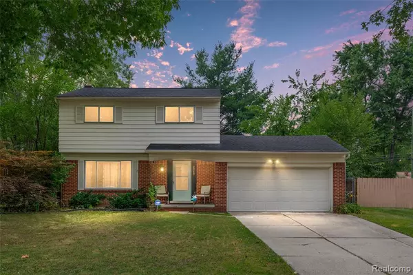 Southfield, MI 48076,29239 Somerset Drive