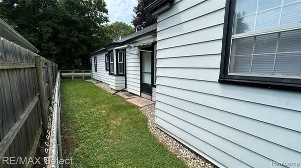 Flint, MI 48507,1119 W Decamp Street