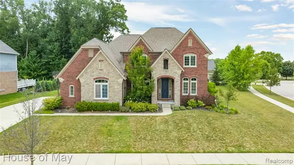 1950 Strawberry Court, Commerce Twp, MI 48382