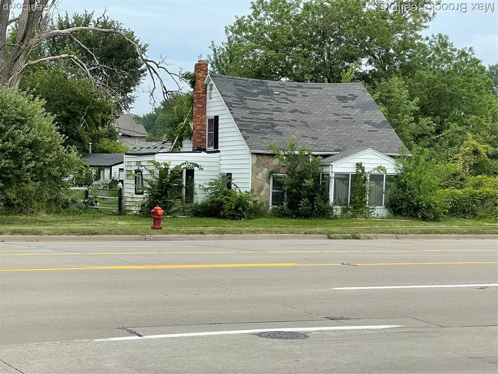 Troy, MI 48083,1828 John R Road