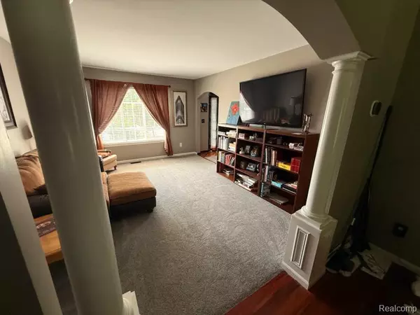 New Hudson, MI 48165,30182 Magnolia Dr Magnolia Drive