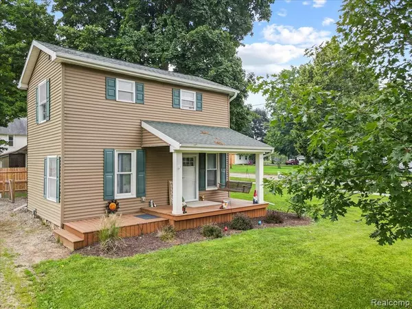 Charlotte, MI 48813,607 W Henry Street