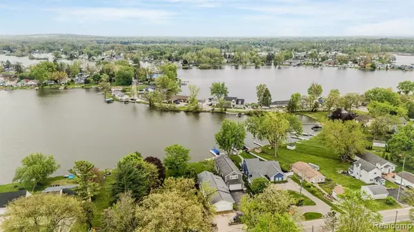White Lake, MI,9047 GALE Road
