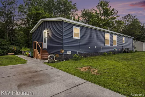 6154 Birch Creek Court, Kimball, MI 48704