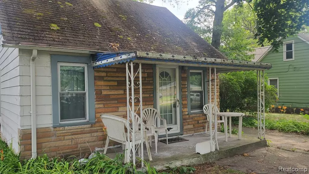 3448 Dallas Avenue, Warren, MI 48091