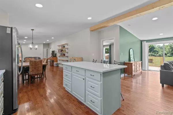 Romulus, MI 48174,31747 Sibley Road