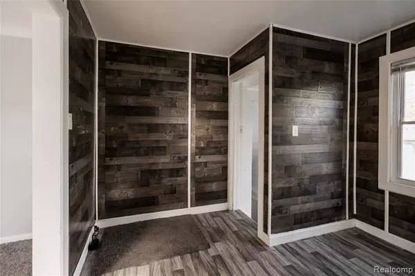 Detroit, MI 48224,5808 Lakepointe Street