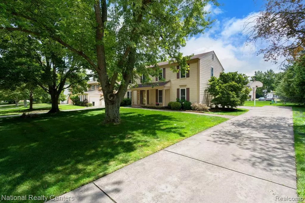 West Bloomfield, MI,5459 N Piccadilly