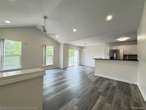 Sterling Heights, MI 48313,43940 Elm Drive