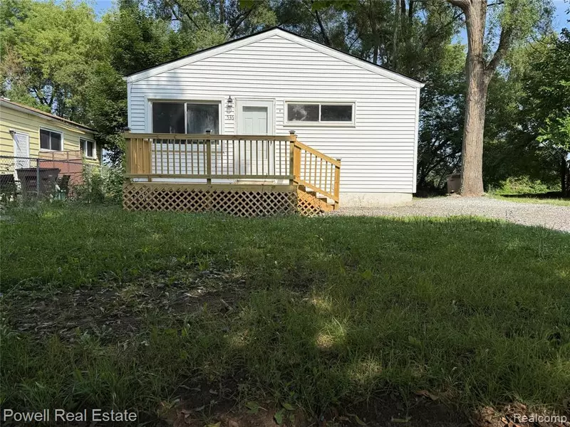536 Emerson Avenue, Pontiac, MI 48342