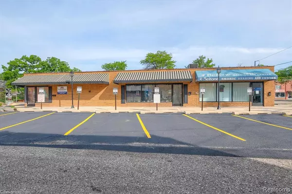 Lapeer, MI 48446,444 N. Court