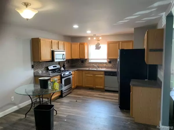 Lincoln Park, MI 48146,1768 McLain Avenue