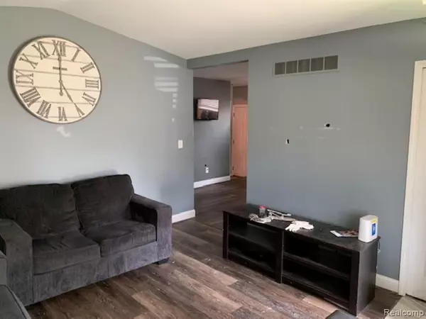 Lincoln Park, MI 48146,1768 McLain Avenue