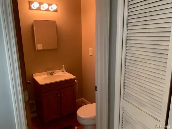 Lincoln Park, MI 48146,1768 McLain Avenue