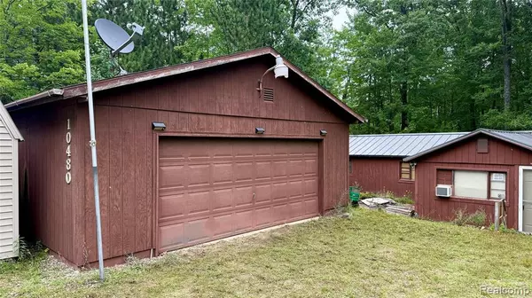 Harrison, MI 48625,10480 N Athey Avenue