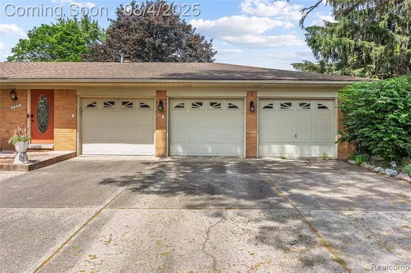 Waterford, MI 48328,345 Beverly Island Drive