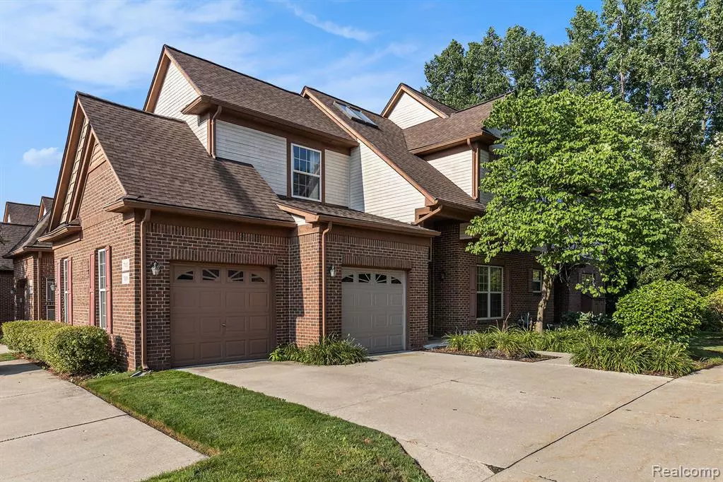 Canton, MI 48187,7115 Copper Creek Circle