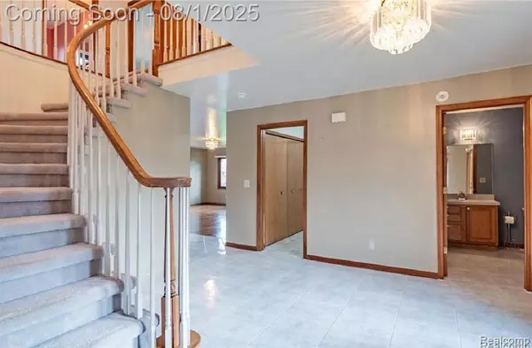 Shelby Twp, MI 48315,47630 Robins Nest Drive