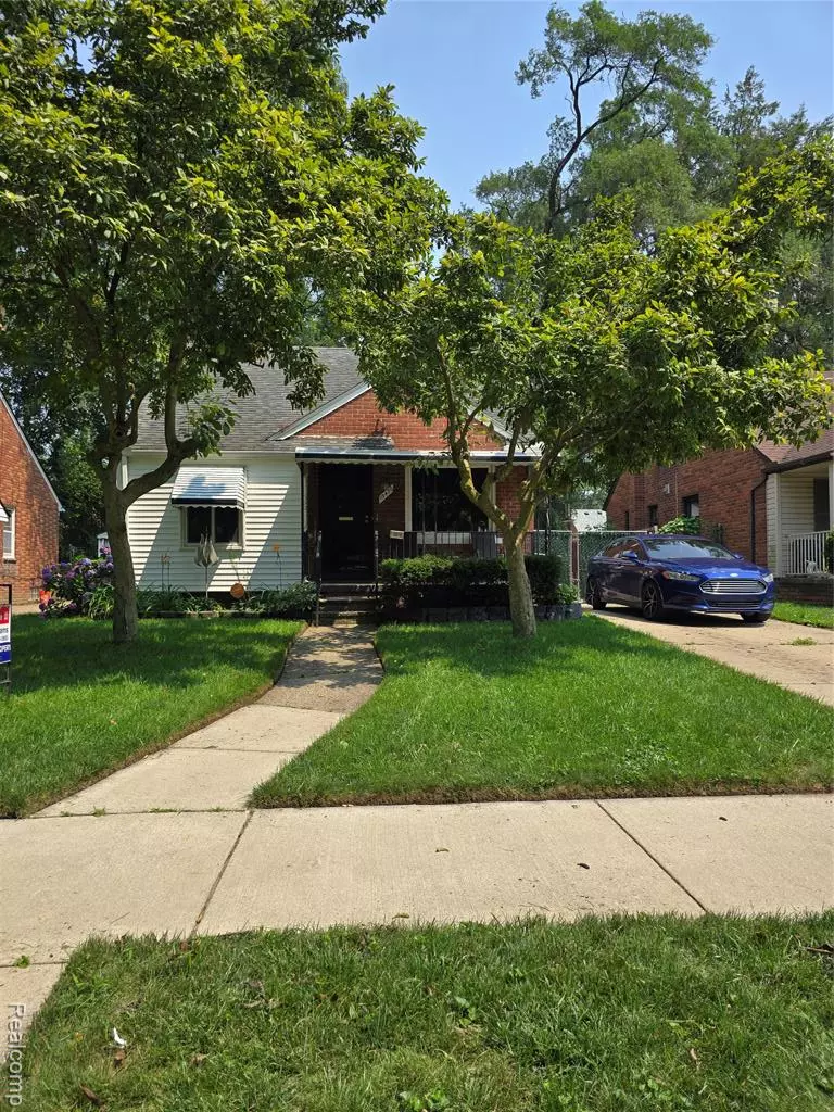 Detroit, MI 48219,19470 Grandville Avenue
