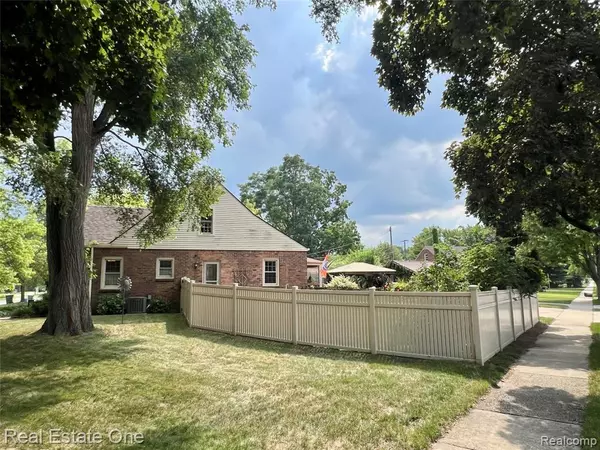 Dearborn, MI 48128,19020 Outer Drive