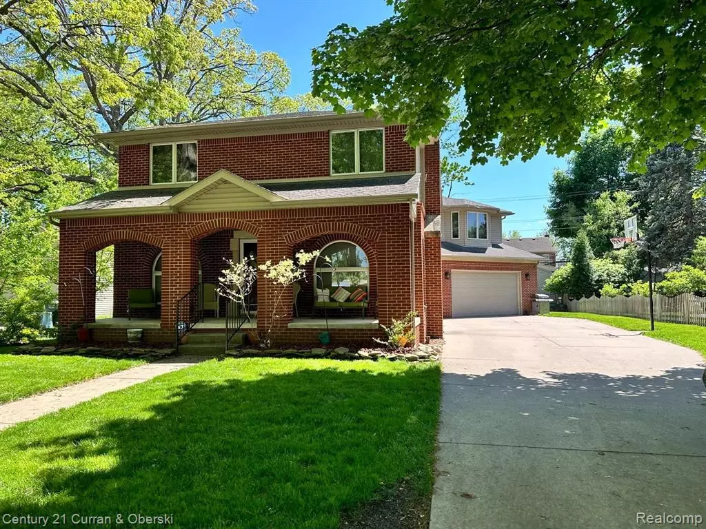 Dearborn, MI 48128,23511 Hollander Street