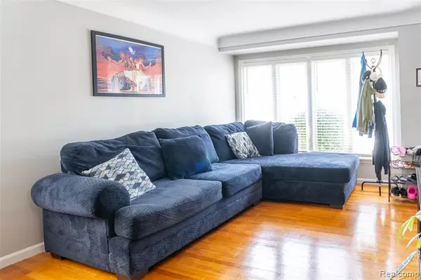 Harper Woods, MI 48225,20251 Country Club Drive