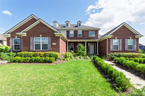 6776 Portsman Court, Canton, MI 48187